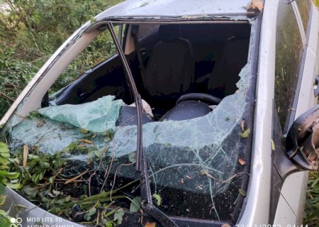 Angélica - Acidente na MS - 274 deixa duas vitimas feridas.
