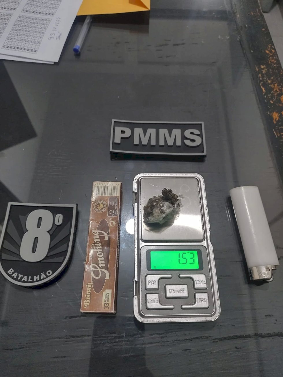 Polícia Militar conduz adolescente para a delegacia portando drogas em Batayporã