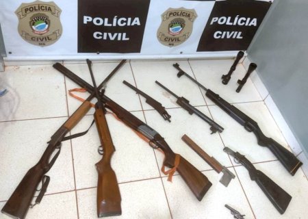 Angélica - PC apreende armas, munições e peças para fabricação de armamentos.