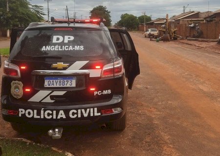 Angélica- PC conduz dupla para a delegacia por furto e recupera bens subtraídos.