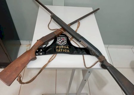Angélica - Polícia Militar apreende duas armas de fogo.