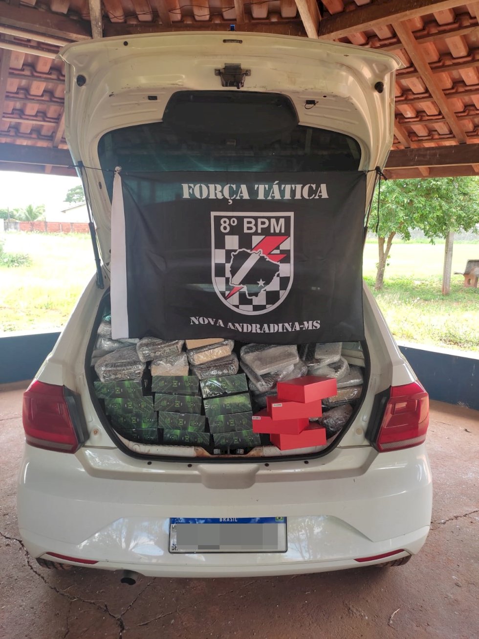 Novo Horizonte do Sul - Polícia Militar do Vale do Ivinhema apreende mercadorias oriundas do Paraguai avaliadas em 77 mil reais.