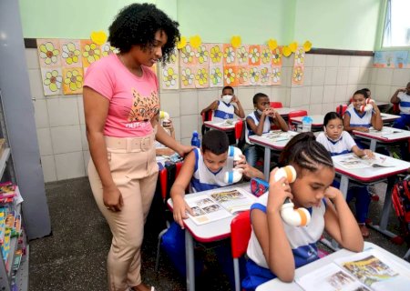 Piso salarial dos professores: entenda como funciona e se estados e municípios são obrigados a seguir reajuste