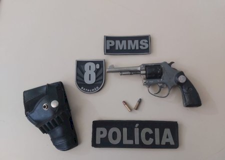 Polícia Militar prende homem com arma de fogo em Taquarussu.