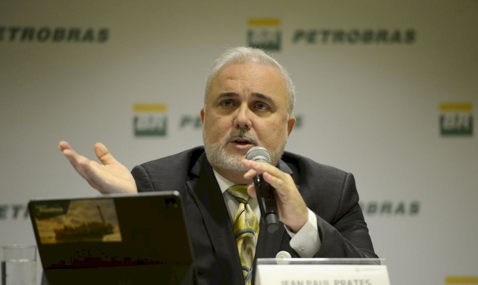Prates descarta manter atual política de preços da Petrobras
