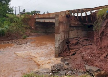 Chuva recorde deixa rastro de destruição e 9 cidades de Mato Grosso do Sul estão em 'emergência'