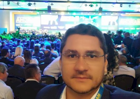 Prefeito Edinho Cassuci participa do encontro dos prefeitos em Brasília na busca de recursos para desenvolvimento de Angélica.