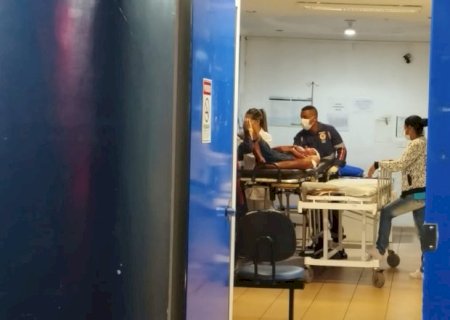 Homem é atropelado e arrastado por carro em Dourados.