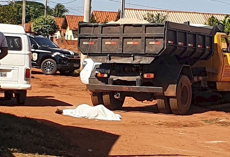 Anaurilândia - Homem morre vítima de grave acidente com caminhão