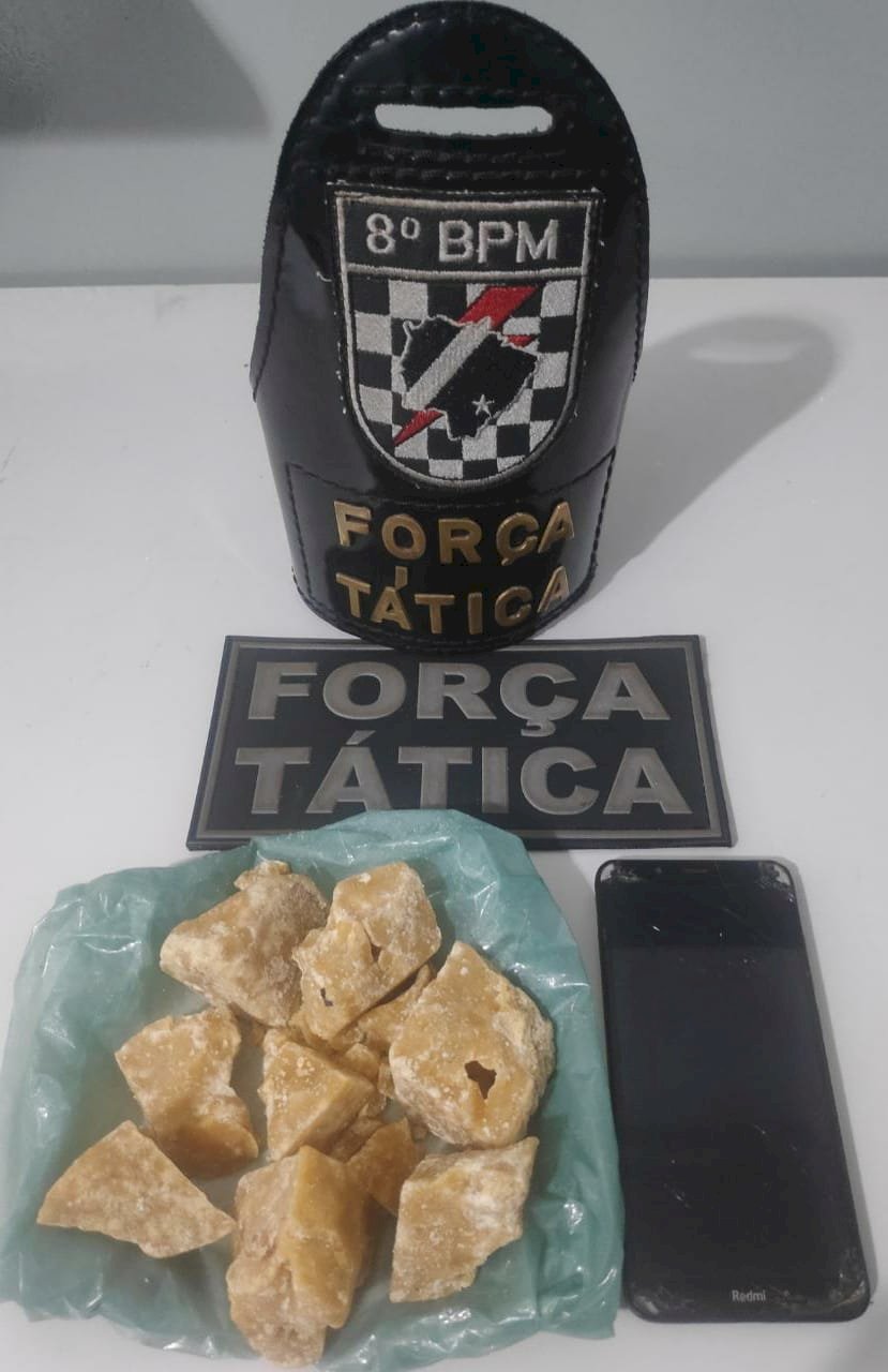 Angélica - Polícia Militar prende homem por tráfico de drogas no Distrito de Ipezal.