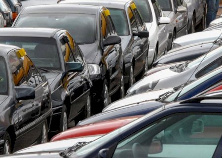 Pacote para carro popular recebe aval de Lula, informa Haddad.