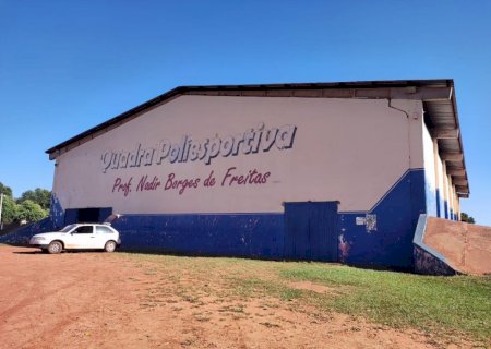 Prefeitura municipal de Angélica inicia reforma da quadra poliesportiva Nadir Borges de Freitas.
