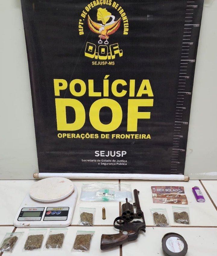 DOF apreende arma de fogo em ponto de venda de droga em Naviraí