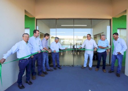 Angélica - Prefeito Edinho Cassuci participa da inauguração da Copasul.