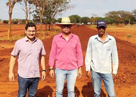 Angélica: Prefeitura avança nas obras de pavimentação asfáltica em varios bairros.