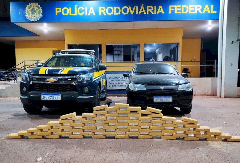 PRF apreende 72 Kg de cocaína e prende trio em Miranda