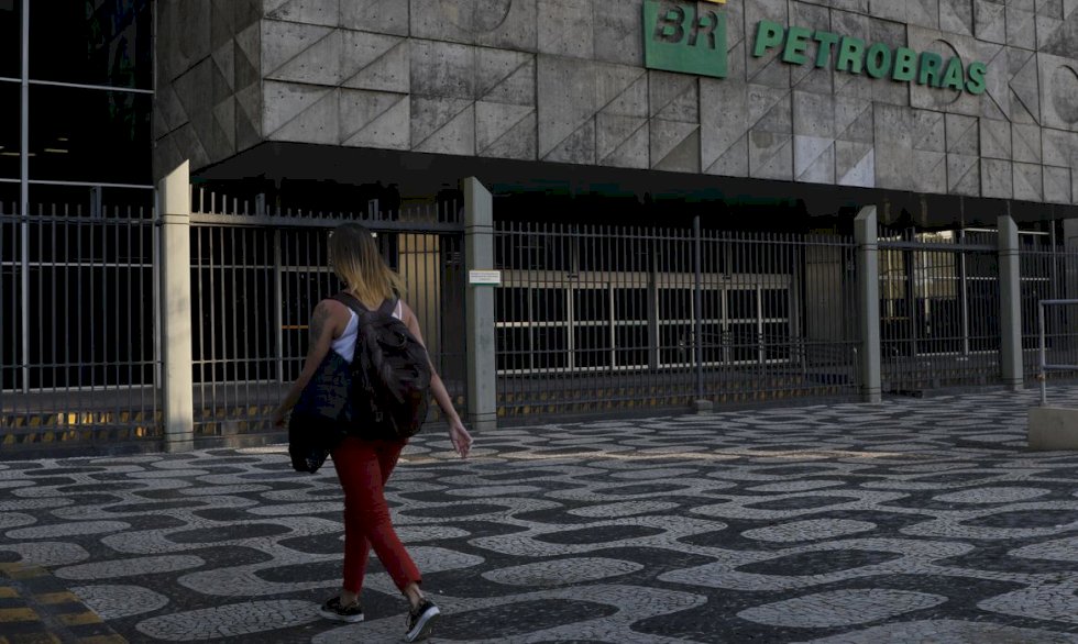 Petrobras anuncia primeira gasolina carbono neutro no Brasil