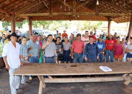 Município realiza cadastro de assentados para reforma de residências rurais.