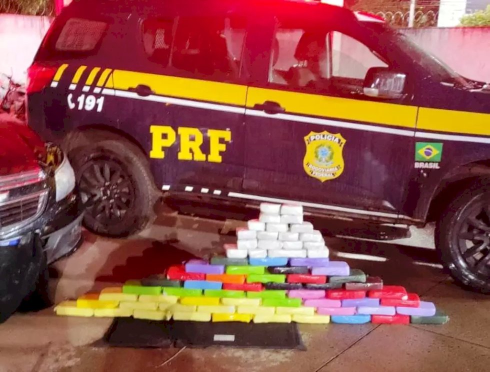 Comerciante paranaense é preso com 62 quilos de cocaína em Onix.