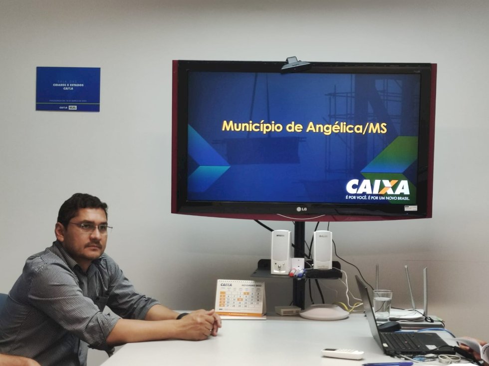 Prefeito Edinho Cassuci assina convênios de R$ 2,7 milhões em investimentos para Angélica e Ipezal.