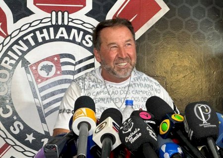 Eleito, Augusto Melo anuncia diretores e diz: 'Corinthians é um gigante adormecido'