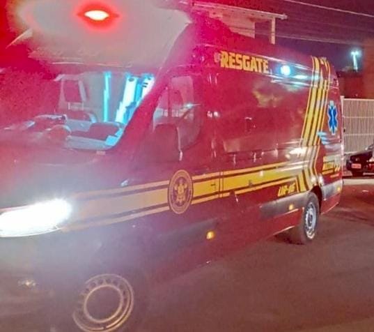 Ivinhema - Acidente grave envolvendo um caminhão e carro na BR 376 deixa vítima presa as ferramentas em estado grave