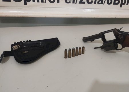 Angélica - Polícia Militar de Ipezal prende homem por ameaça e posse de arma de fogo