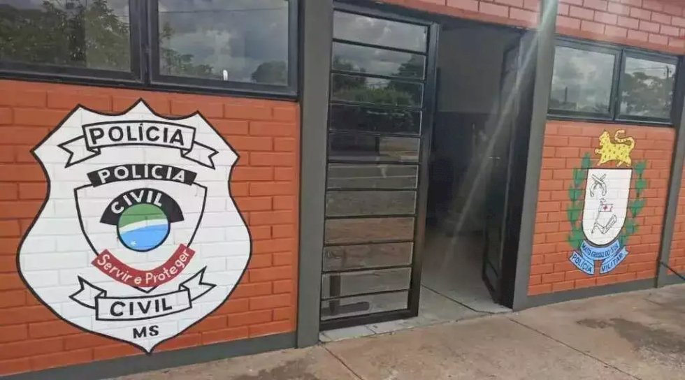 Rapaz é assassinado pelo irmão com golpes de punhal durante festa