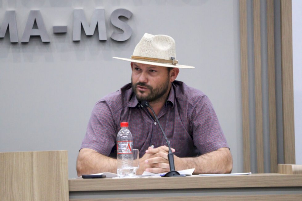 Vereador Eder Chicó apresenta duas indicações na sessão dessa segunda-feira