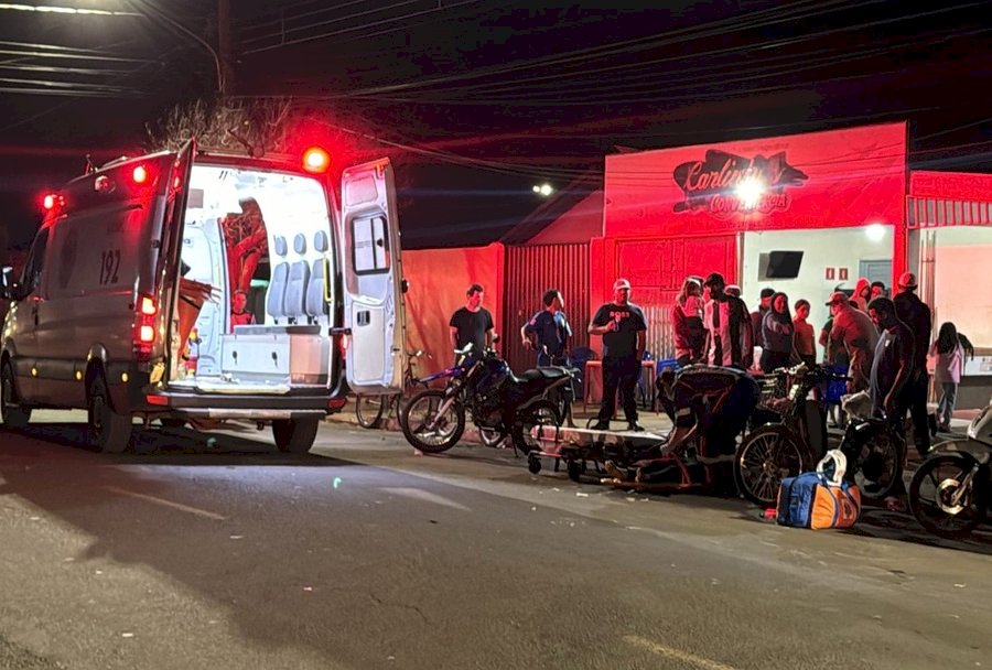 Motociclista atinge bicicleta elétrica com mulher e criança em Nova Andradina