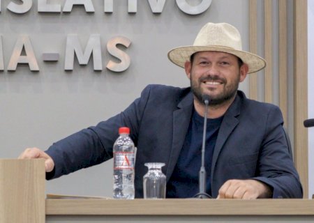 Eder Chicó requer cópia de notas fiscais, pede implantação de senha digital no HMI e patrolamento de carreadores