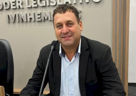 Bira pede gratuidade na ligação das residências ao sistema de esgoto para famílias de baixa renda cadastradas no programas sociais do município