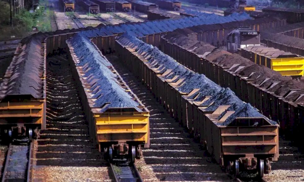 Fazenda aumenta para 2,4% estimativa para o PIB este ano