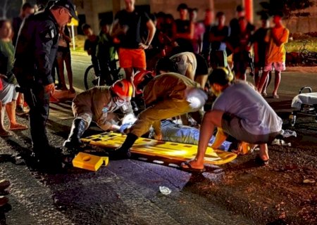 Ivinhema - Acidente entre carro e moto deixa motociclista com ferimentos graves