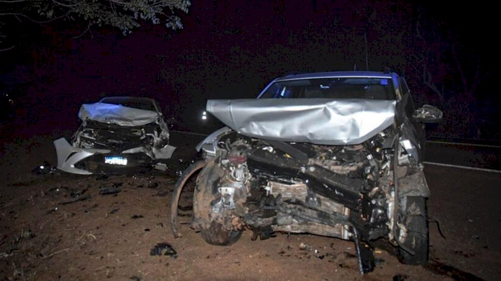 Morre motorista envolvida em colisão frontal, resultado de ultrapassagem malsucedida na BR-262