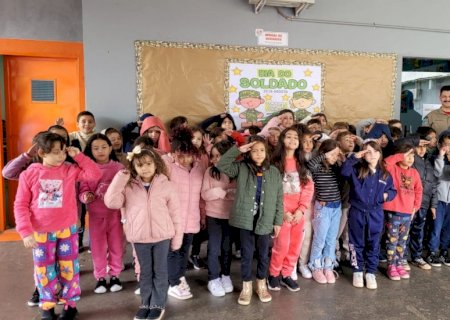 Ivinhema - Dia do Soldado, Bombeiros Militar visitam escola