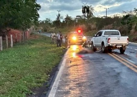 Motociclista morre ao bater de frente com caminhonete na BR -060