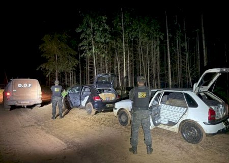 Veículos com cigarros que seriam entregues na capital são apreendidos na fronteira