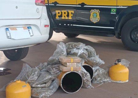 PRF apreende 15 Kg de drogas em Nova Andradina