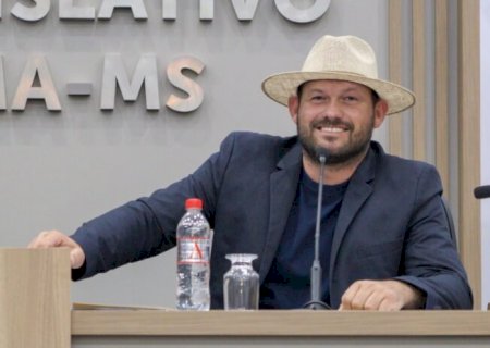 Eder Chicó solicita construção de ponto de ônibus no bairro Triguenã e destinação de emenda parlamentar para AIPAA