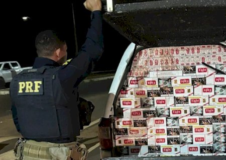 PRF apreende 13 mil maços de cigarros na BR - 262