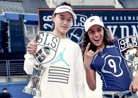 Rayssa Leal vence primeira etapa do circuito mundial de skate