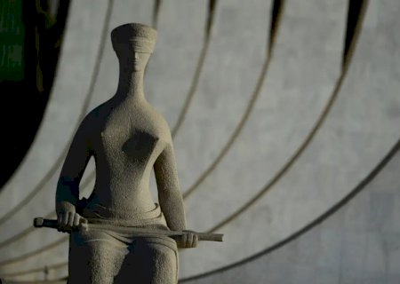 STF decide limitar pagamento de penduricalhos no Judiciário e MP