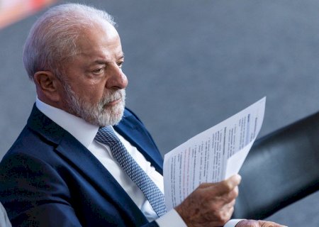 Lula envia ao Congresso projeto que acaba com escala 6x1; texto irá tramitar em regime de urgência