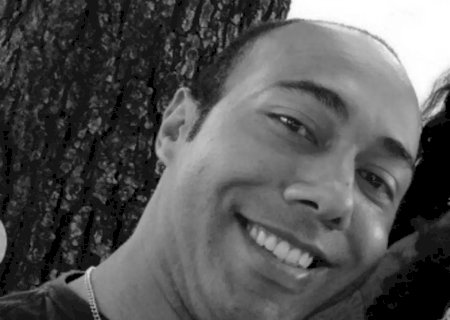 Jornalista morre na Santa Casa horas após acidente entre motos na Antônio Maria Coelho