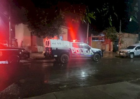 Ivinhema - Homem suspeito de assassinar a tiros duas pessoas no bairro Piraveve é preso pela Polícia olícia Civil