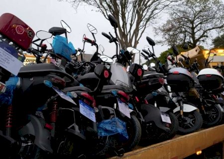 Força-tarefa em comércios de Dourados apreende motinhas elétricas' à venda