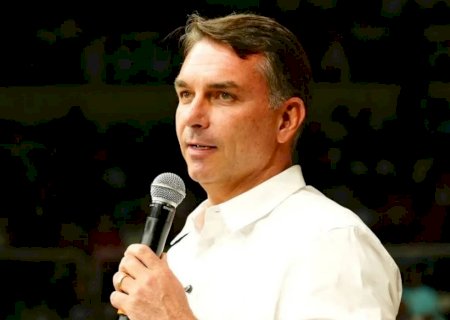 Flávio se rende ao projeto de Lula na escala 6x1 e votará a favor da escala